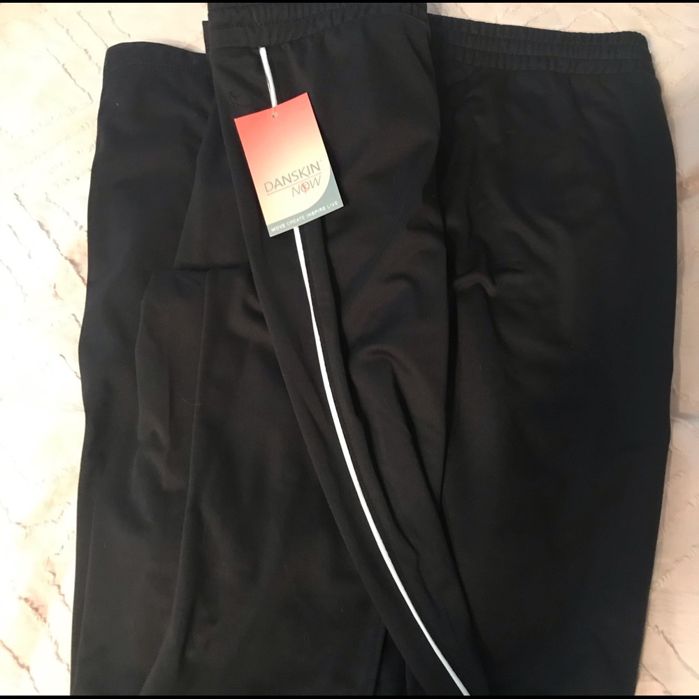 NWT Danskin exercise pants